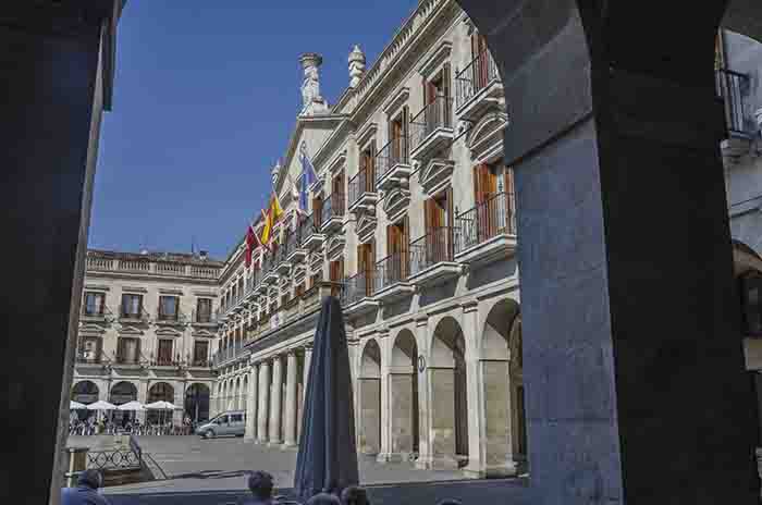 Álava - Vitoria-Gasteiz 11 - plaza de España.jpg